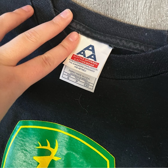 John Deere Baby Tee Size Small - Picture 4 of 6